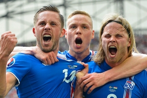 欧洲杯-神奇替补88分钟助扳平 匈牙利1-1平冰岛